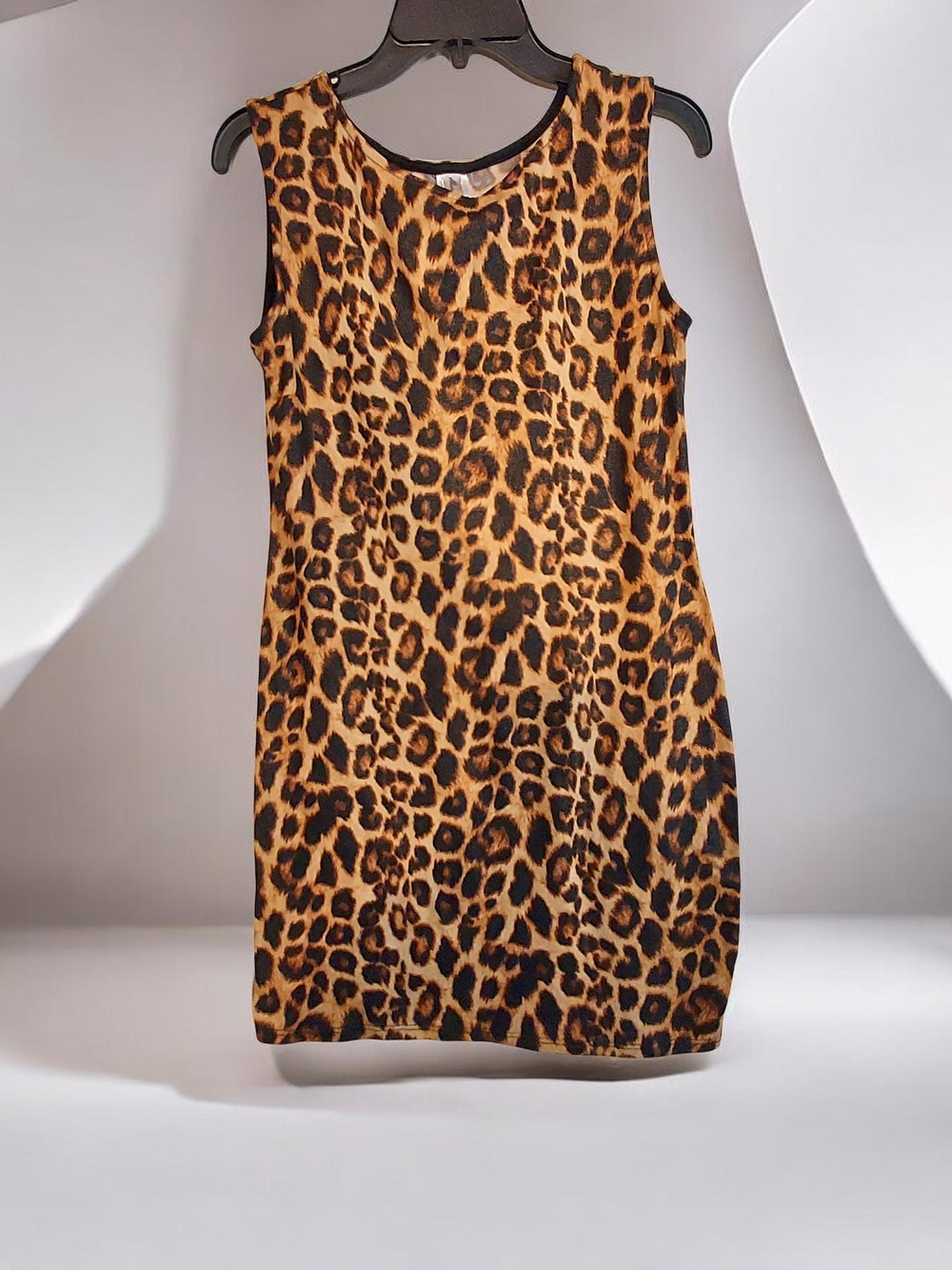 ALEXA USA Sleeveless Leopard Print Shift Dress in Brown/Black